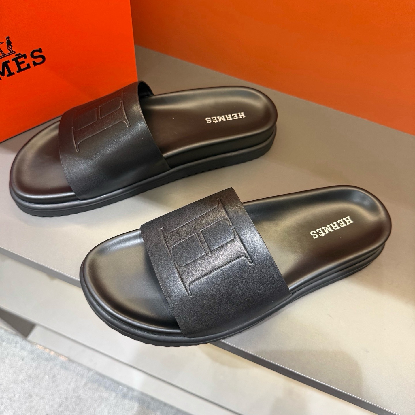 에르메스 Hermes 슬리퍼