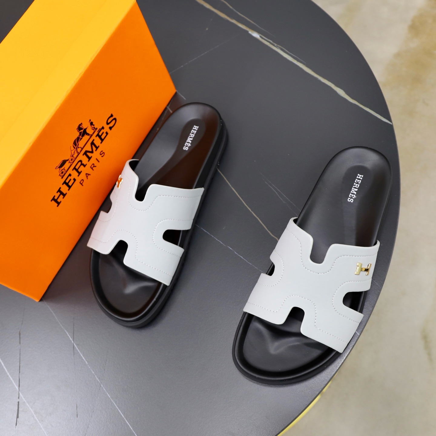에르메스 Hermes 슬리퍼