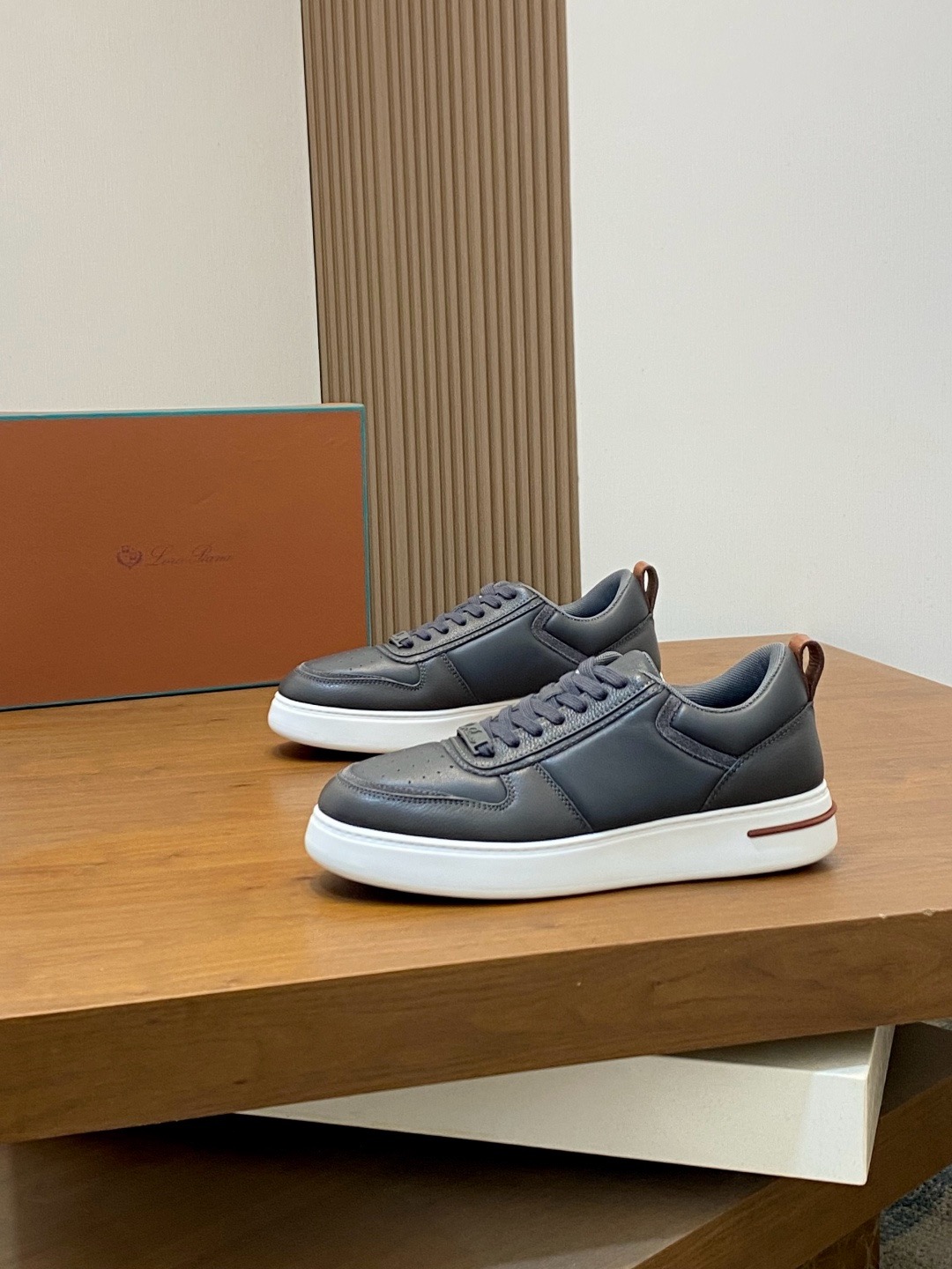 로로피아나 Loro Piana 스니커즈