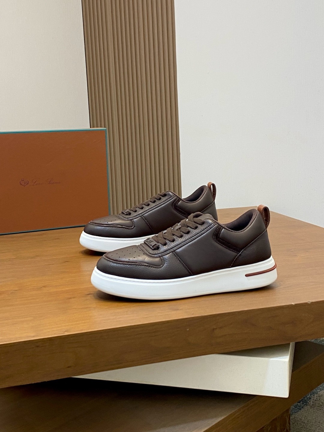 로로피아나 Loro Piana 스니커즈
