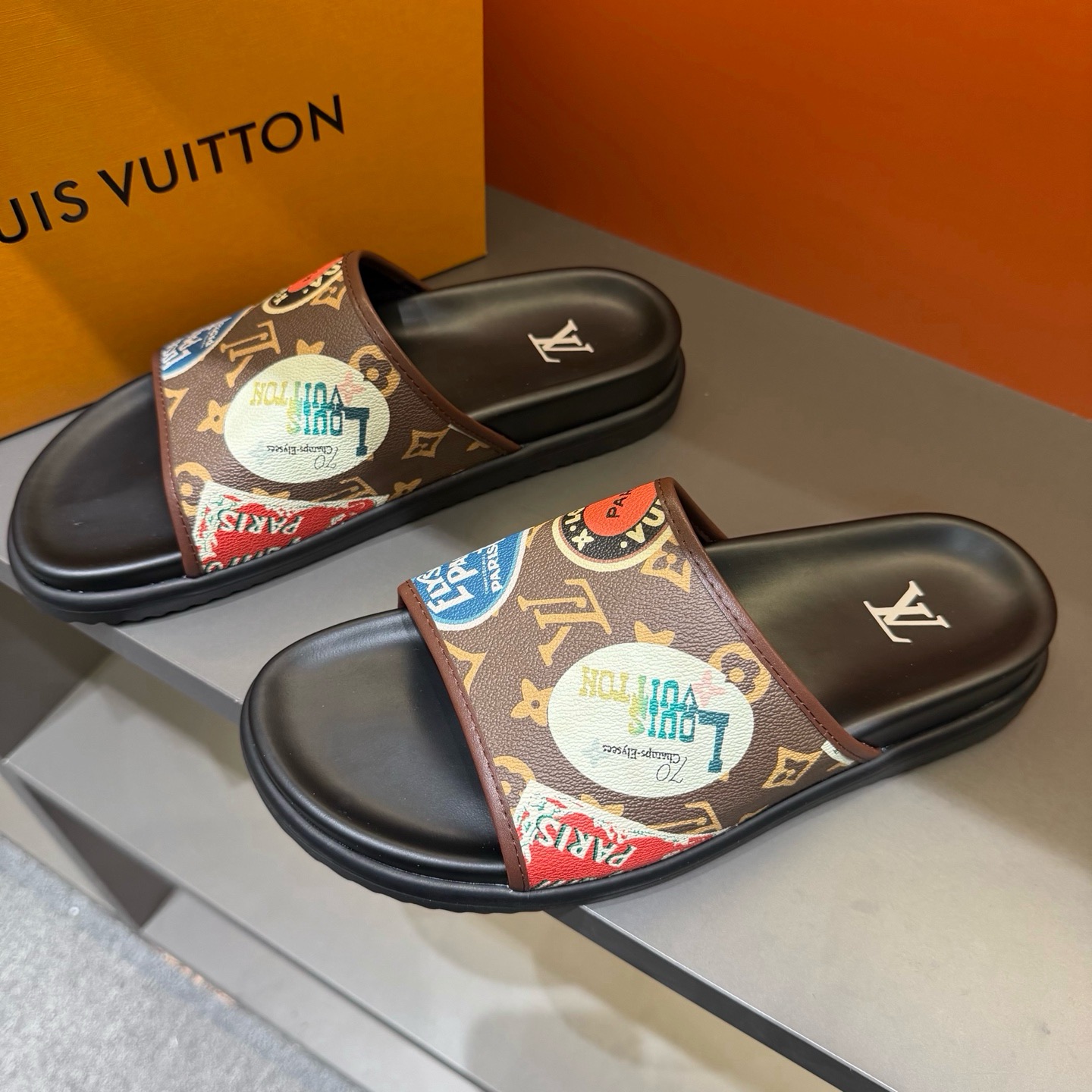 루이비통 Louis Vuitton 슬리퍼