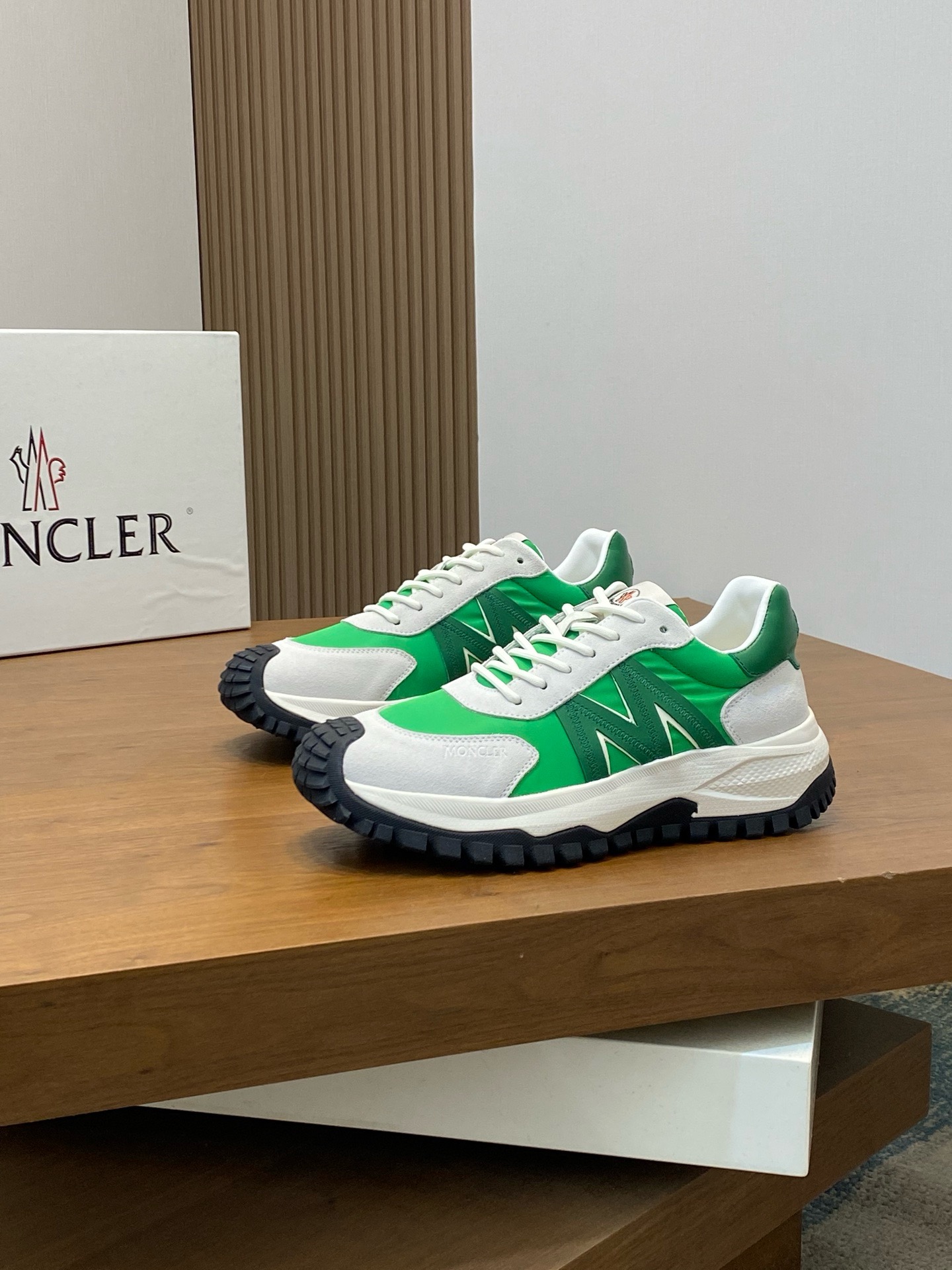 몽클레어 Moncler 스니커즈