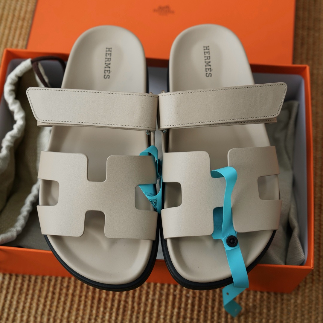 에르메스 Hermes Chypre 샌들 Box&Pebble Beige
