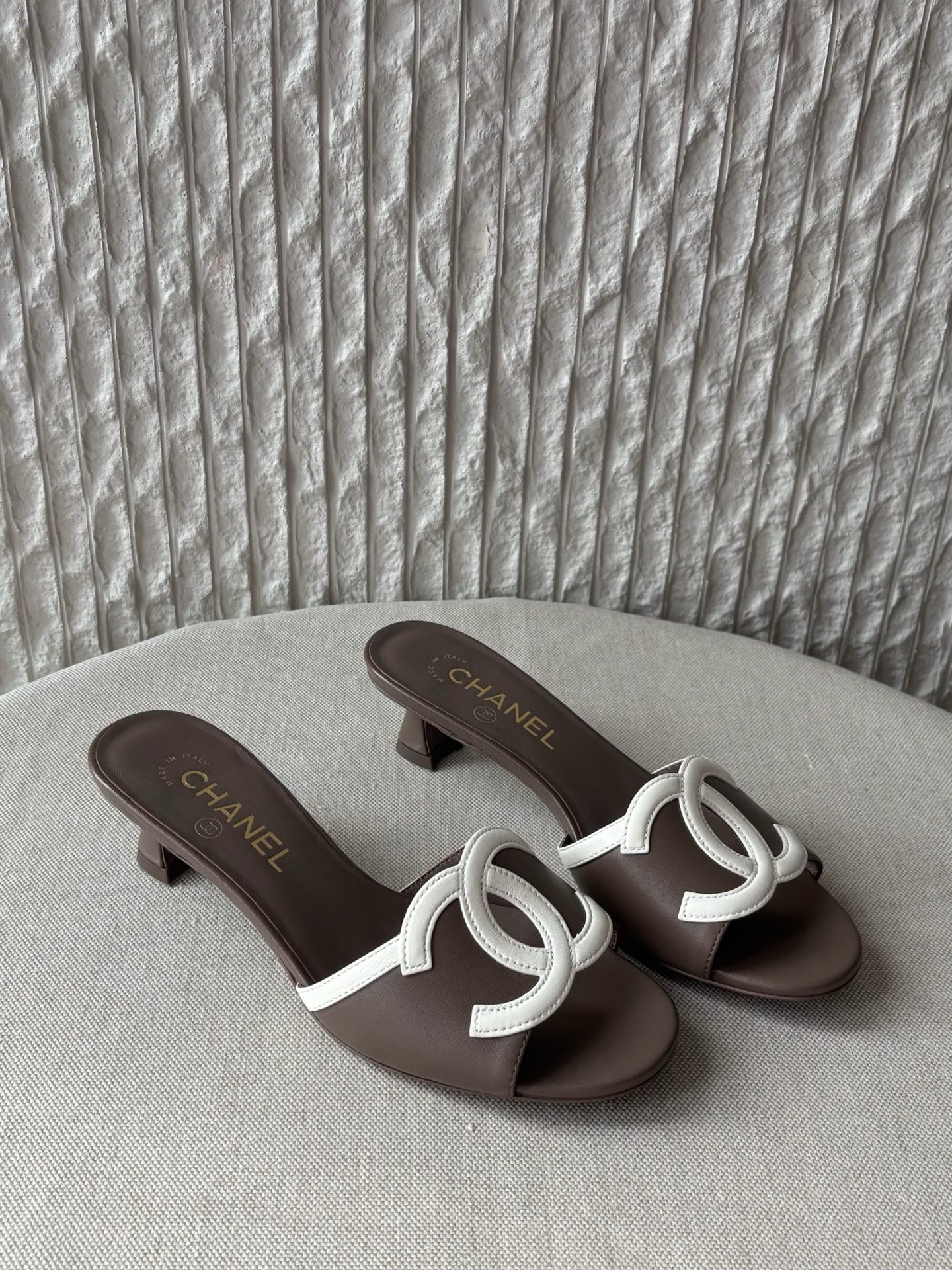 샤넬 CHANEL G47252 뮬 Brown