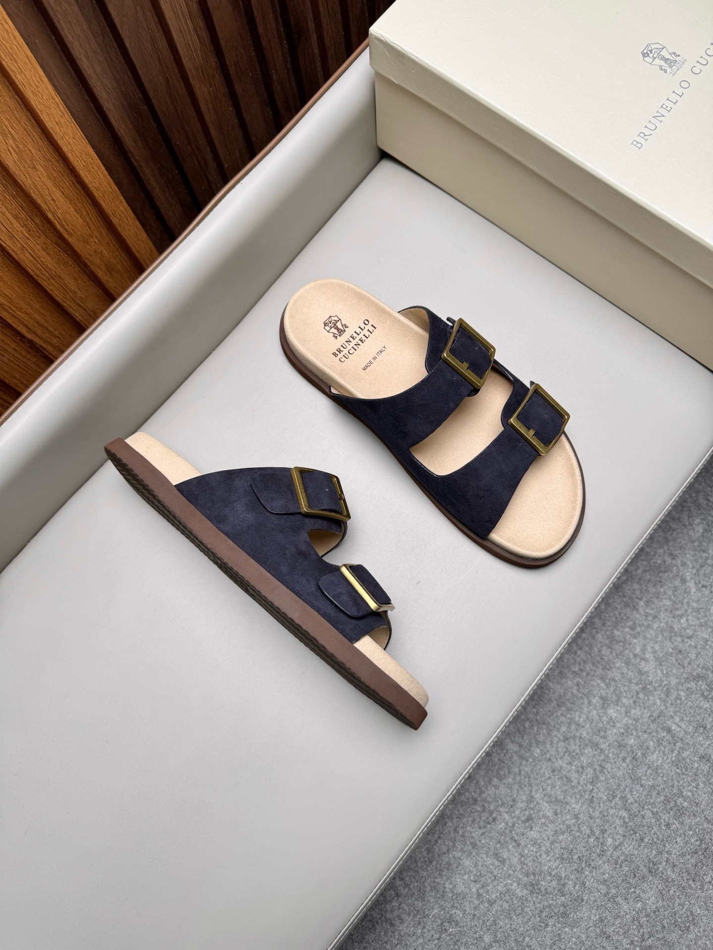 브루넬로 쿠치넬리 Brunello Cucinelli 슬리퍼