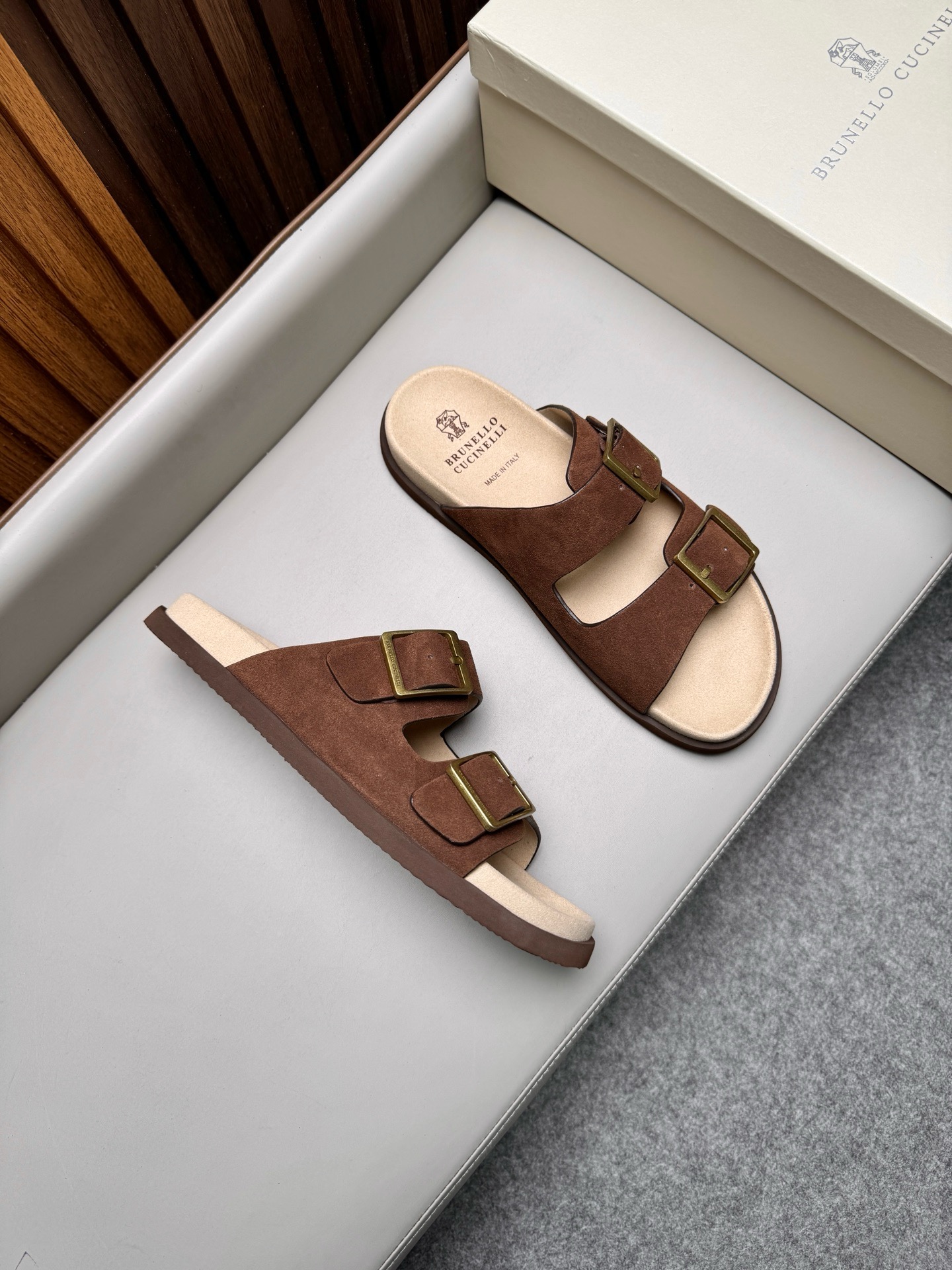 브루넬로 쿠치넬리 Brunello Cucinelli 슬리퍼