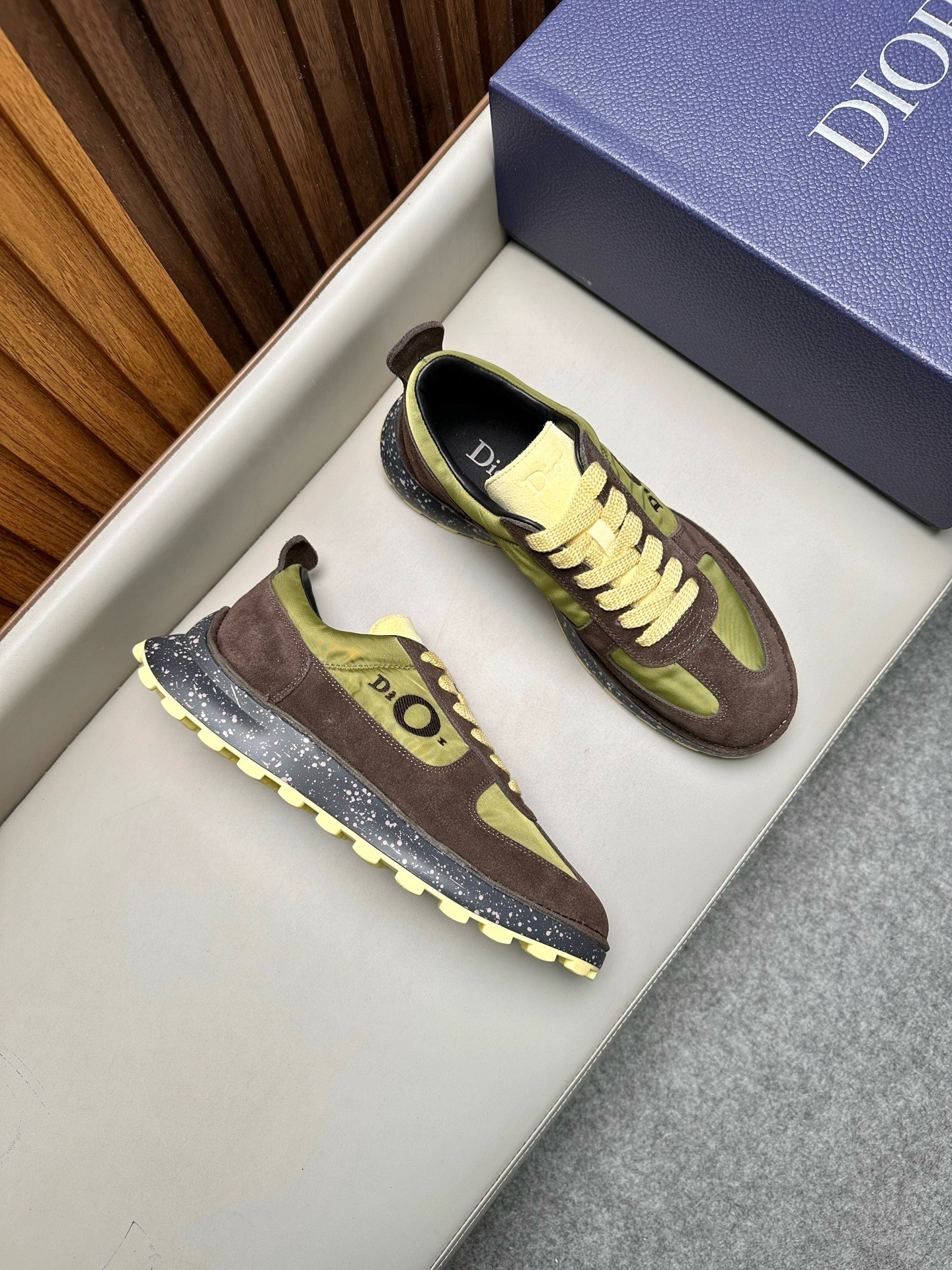디올 Dior Squas  스니커즈