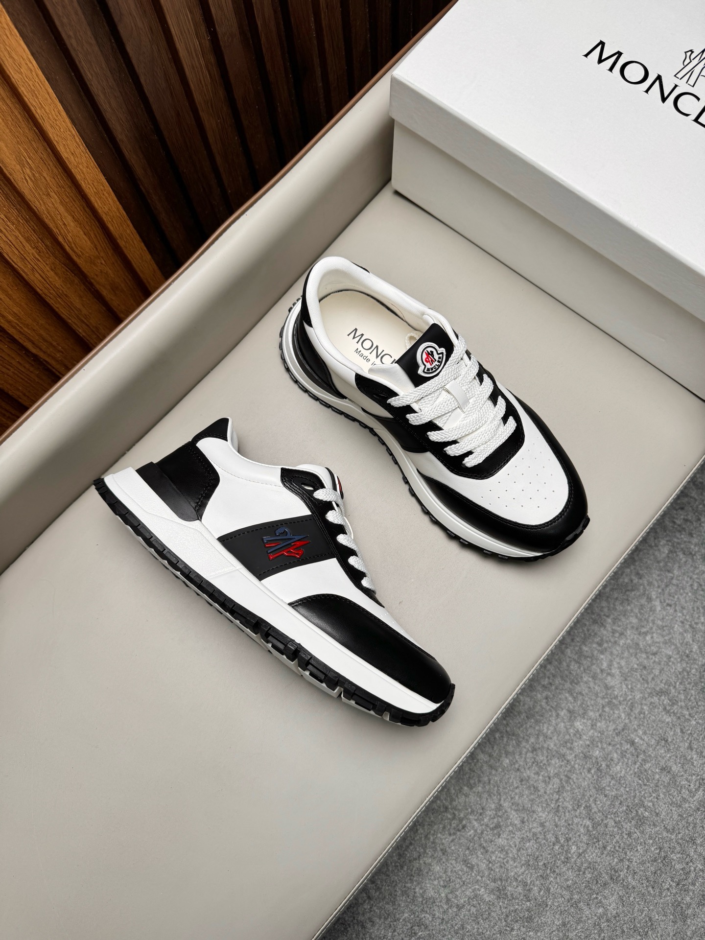몽클레어 Moncler Lunarove 스니커즈