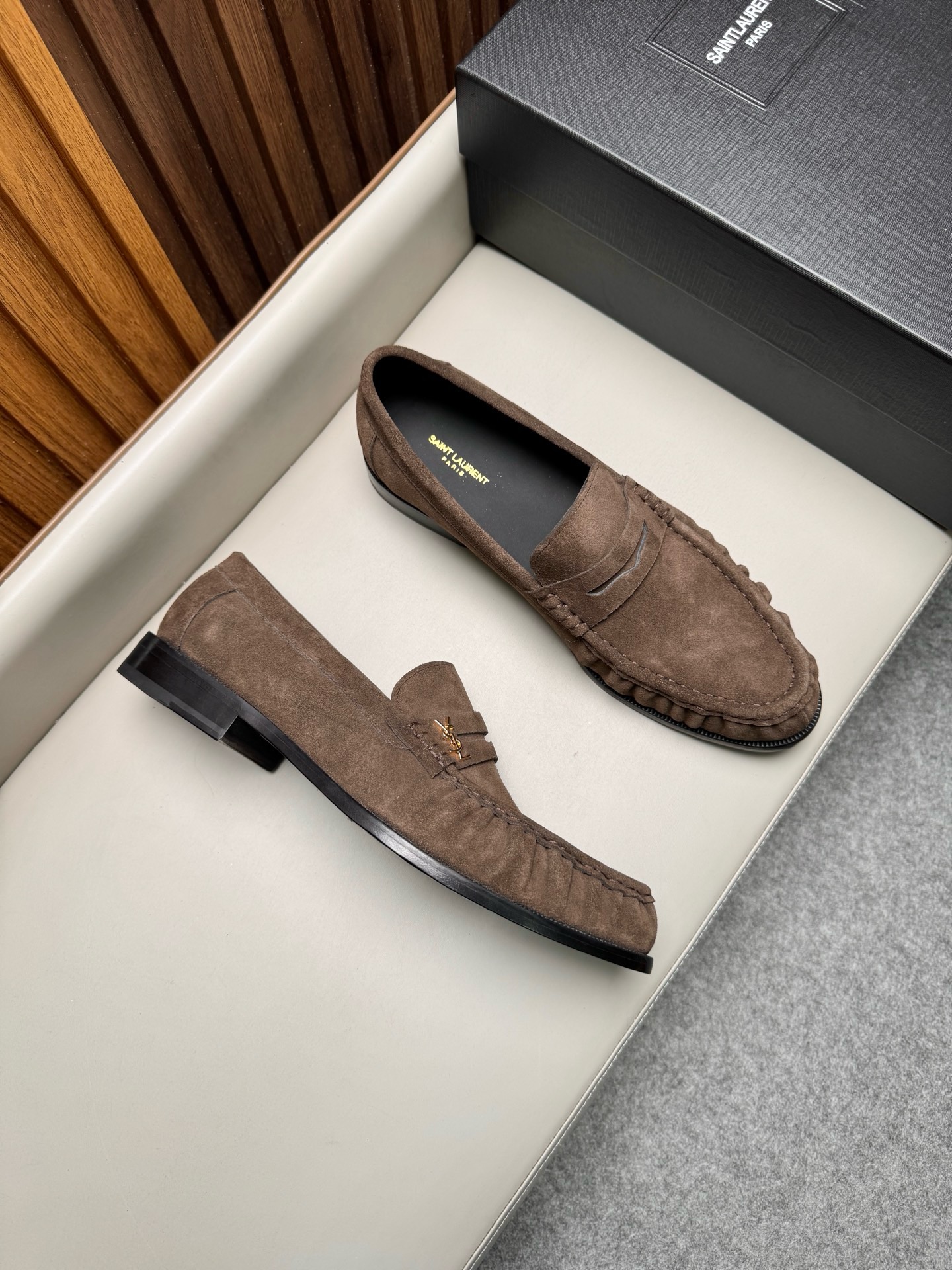 생로랑 Saint Laurent 로퍼